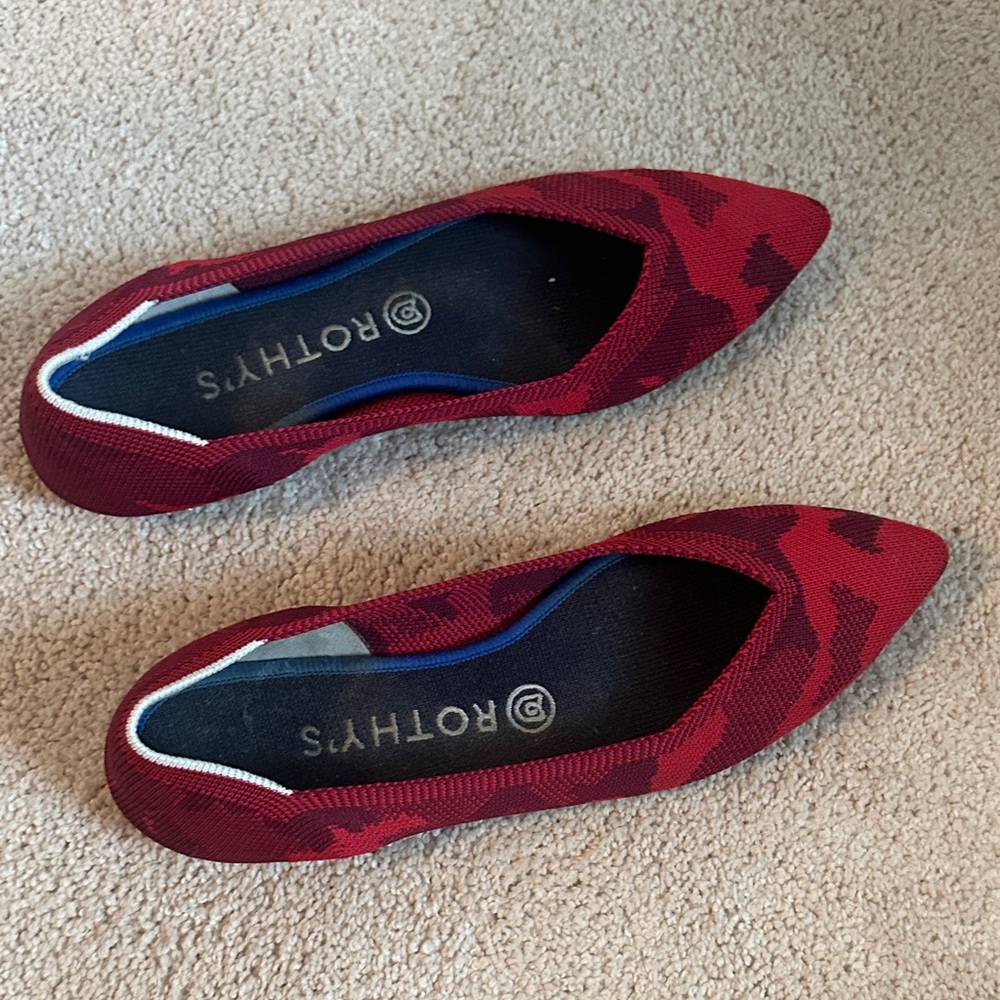 Rothy's Scarlet Camouflage Flats